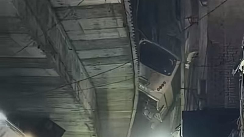 حادث ميكروباص أعلى كوبري في المهندسين