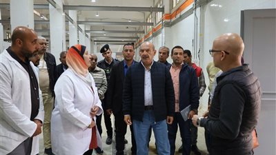 محافظ السويس يتابع اعمال تطوير المجزر الآلي إستعداداً لـ عيد الأضحي