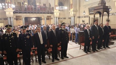 محافظ القاهرة إحتفال الأرمن الأرثوذكس بعيد القيامة برئاسة الأسقف أشود مناتسكانيان مطران 