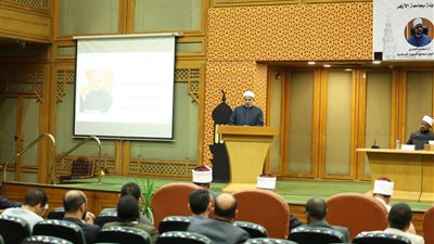 رئيس جامعة الأزهر يدعو إلى إحياء المنهج التراثي الكامل في بناء العلماء 