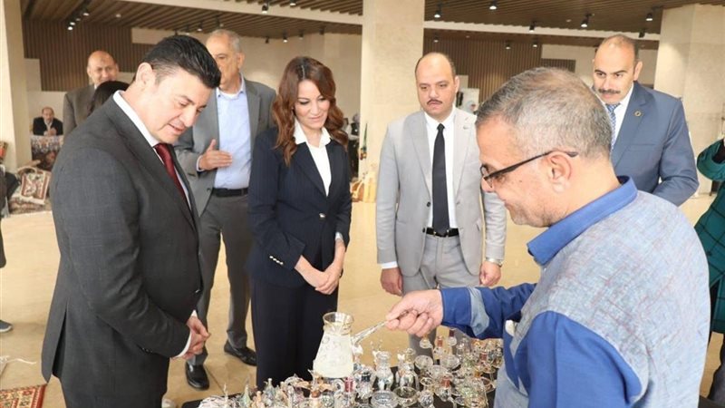 معرض الأهرامات للحرف