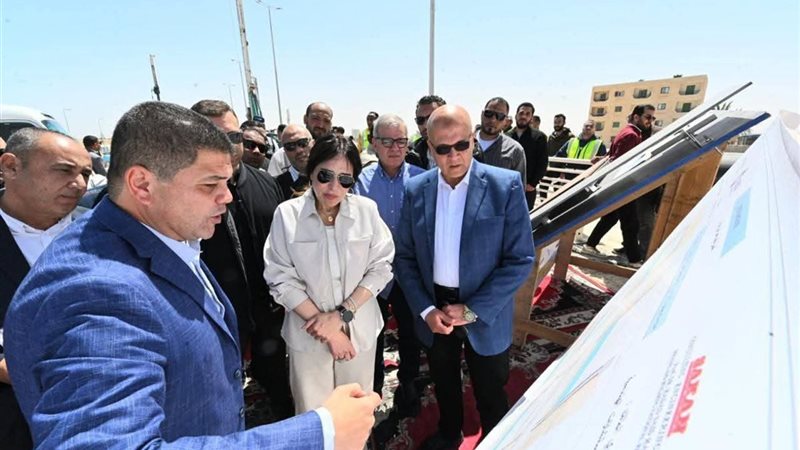 وزيرة الإسكان تتفقد