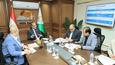 محافظ الجيزة يشدد على تسريع التقنين والتصالح بالعياط ويوجه بخطة تنموية 