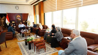 محافظ مطروح يناقش مبادرة مدارس من أجل مصر مع مؤسسة ساويرس