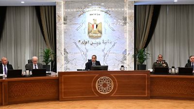 رئيس الوزراء يترأس الاجتماع الأسبوعي للحكومة ويهنيء المسيحيين بمناسبة عيد القيامة المجيد