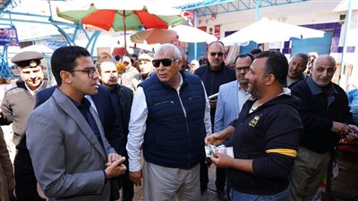 إحالة مسؤول تموين للتحقيق.. بعد جولة مفاجئة من محافظ مطروح 