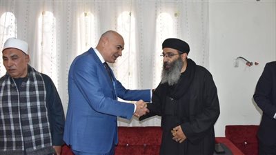 رئيس جامعة مدينة السادات يُجسد روح الوحدة الوطنية بزيارة تهنئة للأقباط بعيد القيامة المجيد