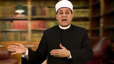 بوابة المواطن تنعي الشيخ مظهر شاهين في وفاة عمته