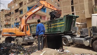 حملة مكبرة لتطهير ترعة ترسا ورفع القمامة بقرى أبو النمرس جنوب الجيزة