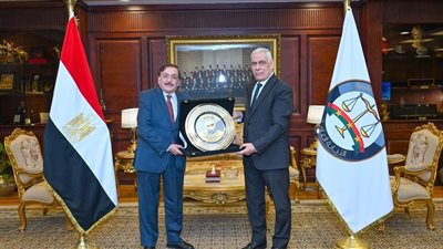 النائب العام يستقبل رئيس محكمة استئناف أسيوط لتعزيز التعاون القضائي