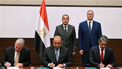 الغاز الطبيعي يقود مصر لتحرك جديد مع إكسون موبيل وقطر للطاقة