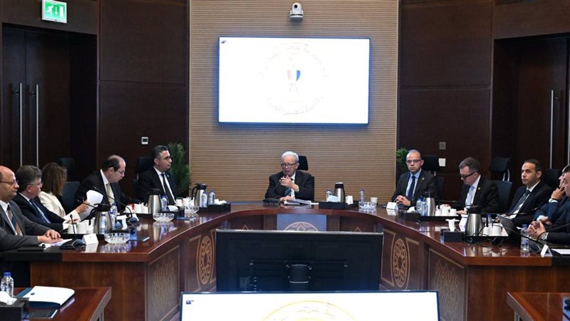 انطلاق الاجتماع الأول للمجموعة الوزارية
