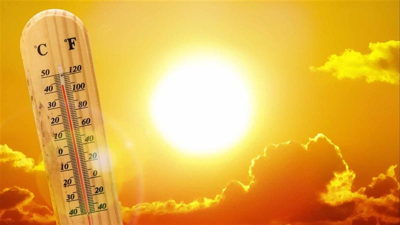 الأرصاد: أجواء شديدة الحرارة وأمطار خفيفة بهذه المناطق