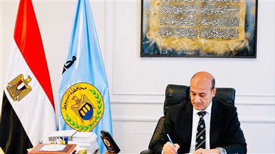 محافظ أسيوط يصدر حركة جديدة لنواب رؤساء المراكز والأحياء لتعزيز كفاءة الأداء
