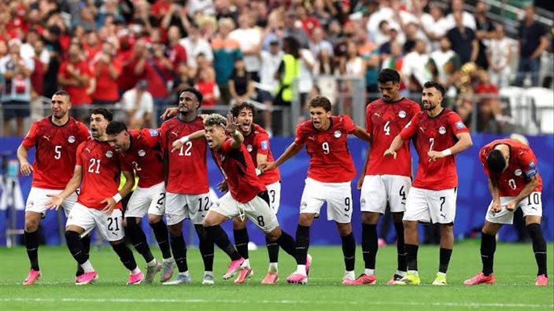السيسي يشيد بمنتخب
