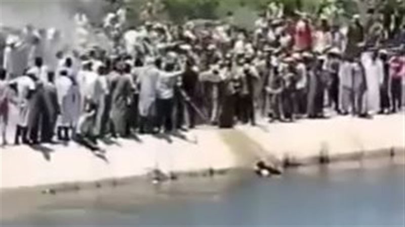 سقوط تروسيكل في ترعة