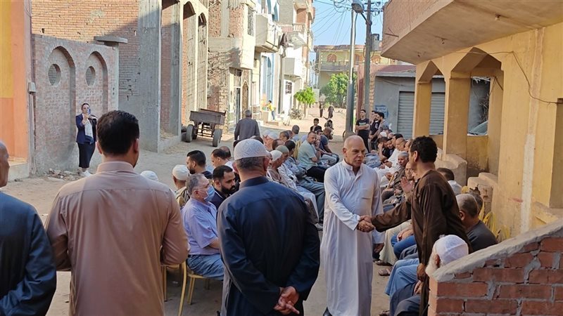 توافد أهالي نجريج