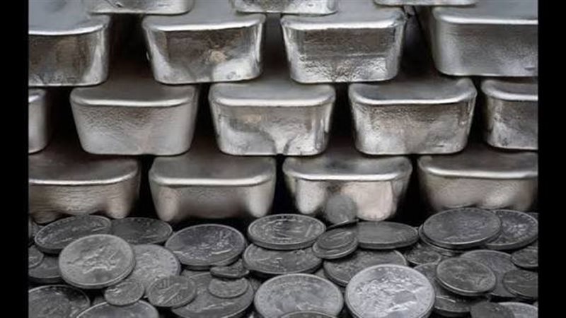 سعر الفضة اليوم يسجل انخفاضًا جديدًا 