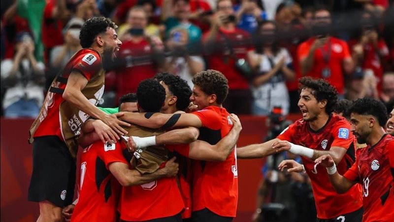 مصر تهزم نيوزيلندا 3-1 في فوز تاريخي بكأس العالم