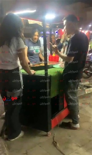 مصطفي الشاب العشريني